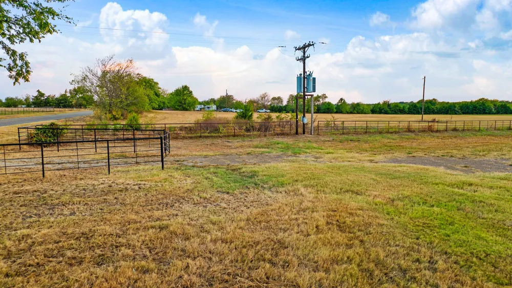 7222 FM 905 Paris, TX 75460