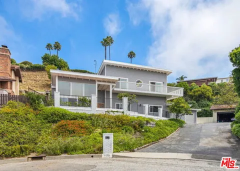 1175 Las Pulgas Place