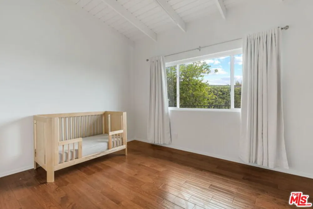1175 Las Pulgas Place Pacific Palisades, CA 90272