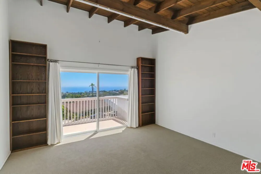 1175 Las Pulgas Place Pacific Palisades, CA 90272