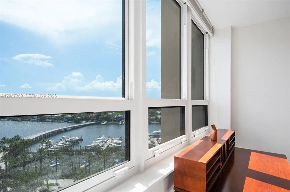 2 Grove Isle Dr #B1402 Miami, FL 33133