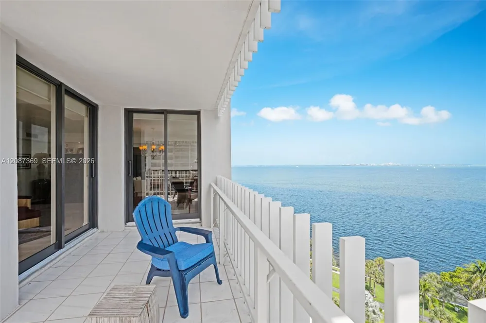 2 Grove Isle Dr #B1402 Miami, FL 33133