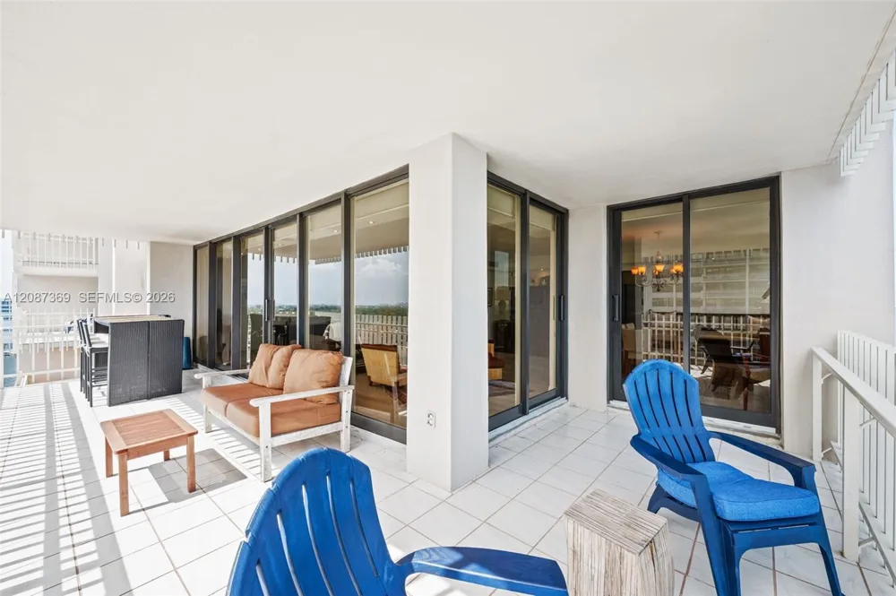 2 Grove Isle Dr #B1402 Miami, FL 33133