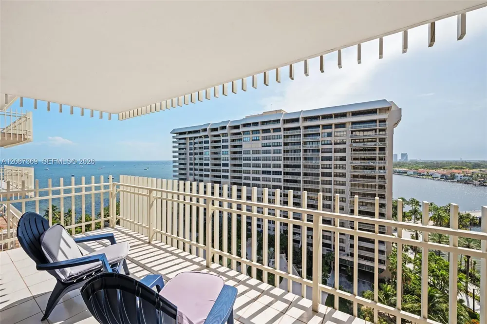 2 Grove Isle Dr #B1402 Miami, FL 33133