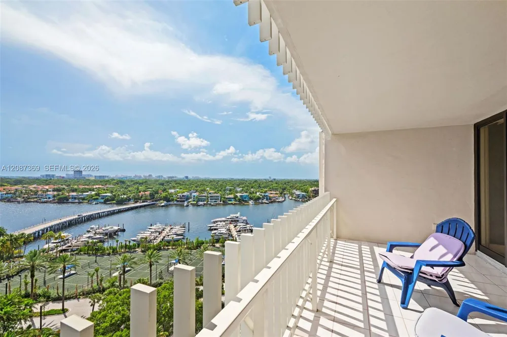 2 Grove Isle Dr #B1402 Miami, FL 33133