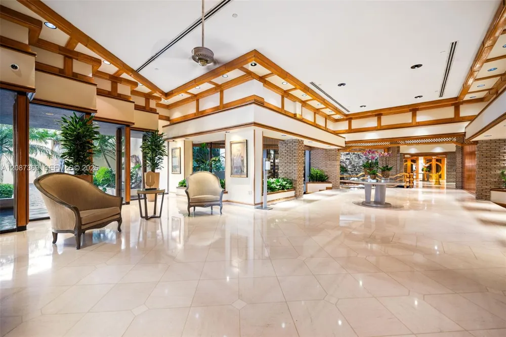 2 Grove Isle Dr #B1402 Miami, FL 33133