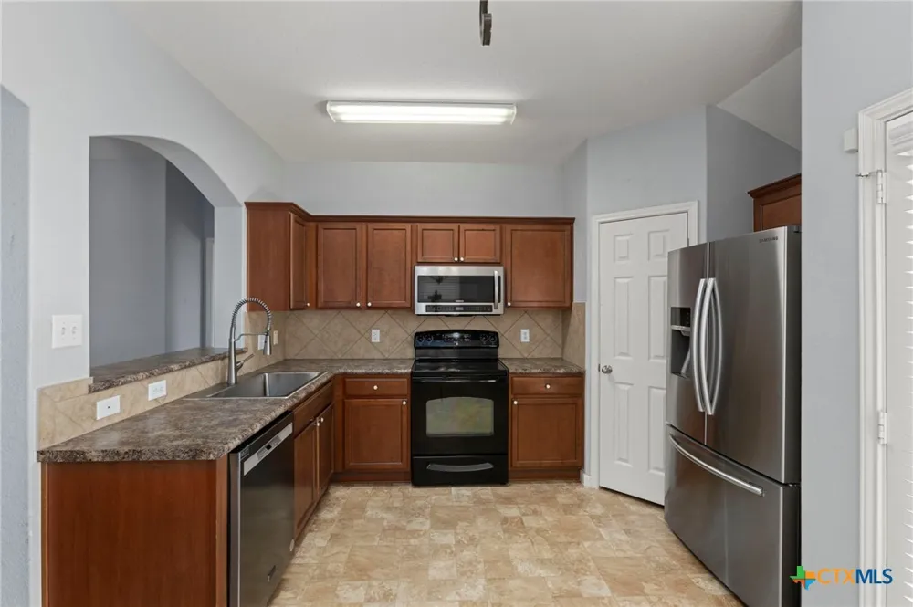 405 Teron Drive San Marcos, TX 78666