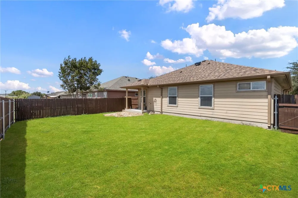405 Teron Drive San Marcos, TX 78666