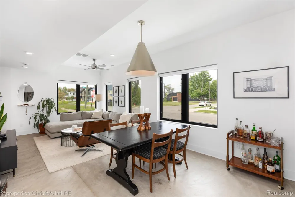 1803 Perry Street #9 Detroit City, MI 48216