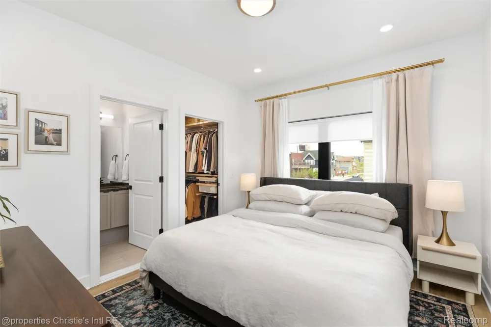 1803 Perry Street #9 Detroit City, MI 48216