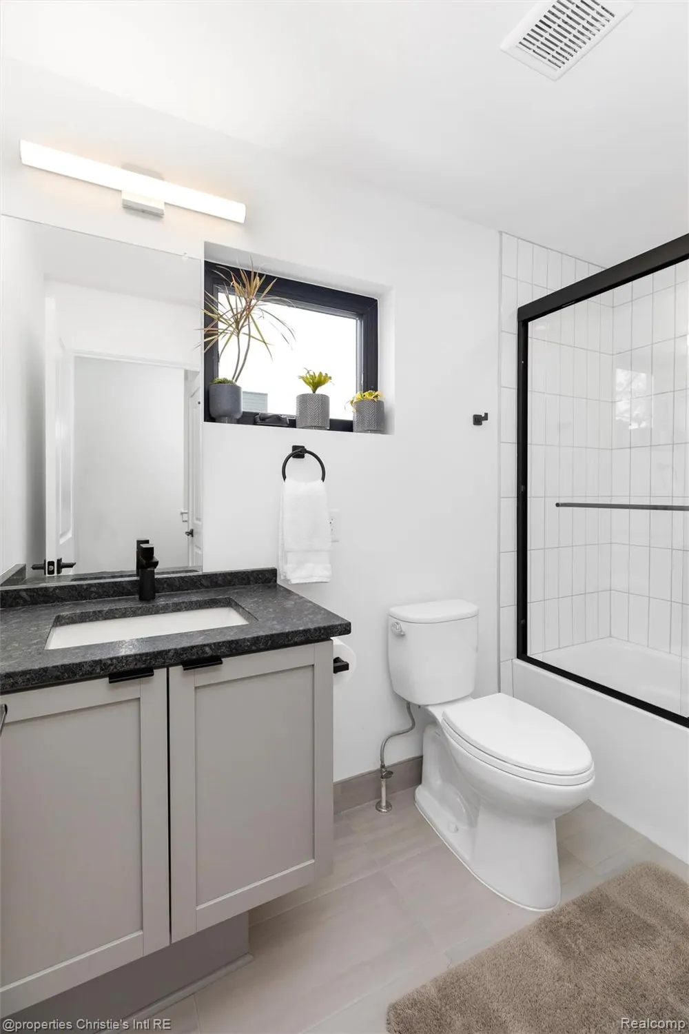 1803 Perry Street #9 Detroit City, MI 48216
