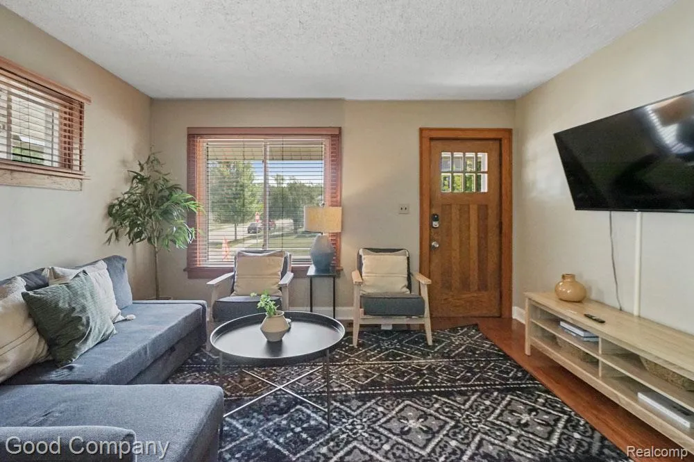 1102 S Wilson Avenue Royal Oak City, MI 48067