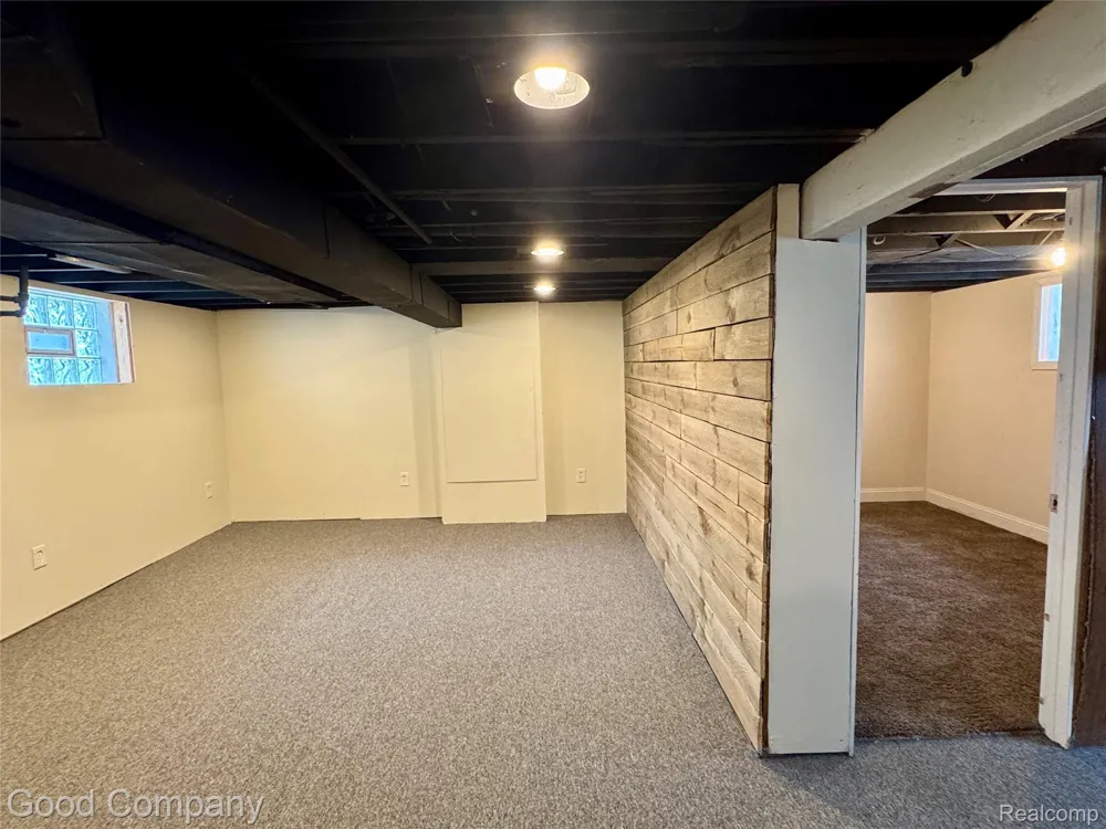 1102 S Wilson Avenue Royal Oak City, MI 48067