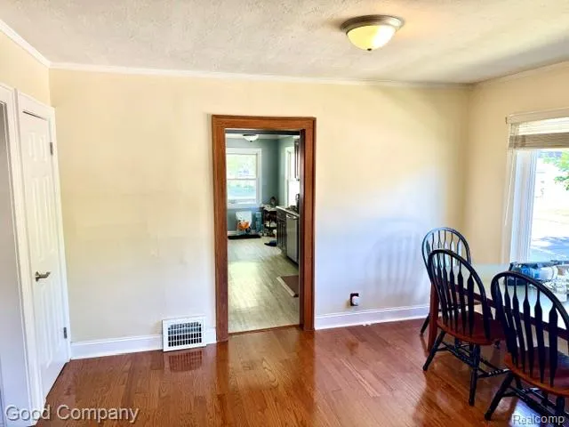 1102 S Wilson Avenue Royal Oak City, MI 48067