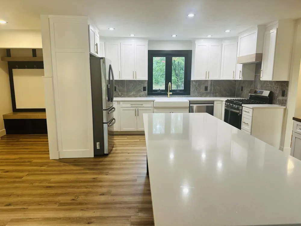 1505 Green Creek Road Laketon Township, MI 49445