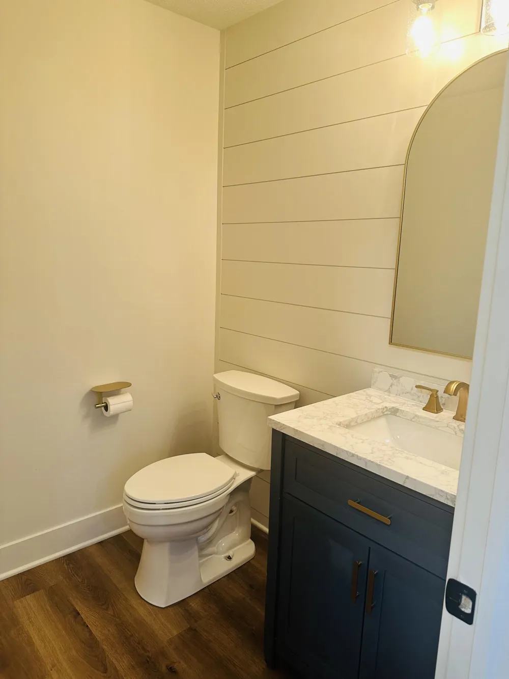 1505 Green Creek Road Laketon Township, MI 49445