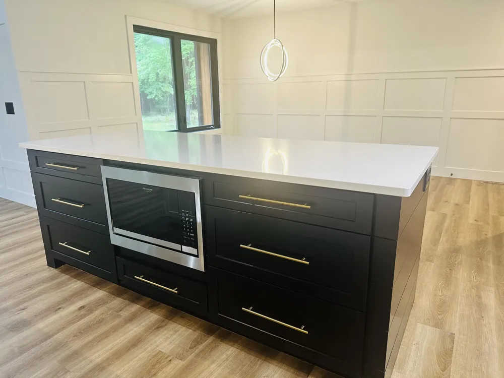 1505 Green Creek Road Laketon Township, MI 49445