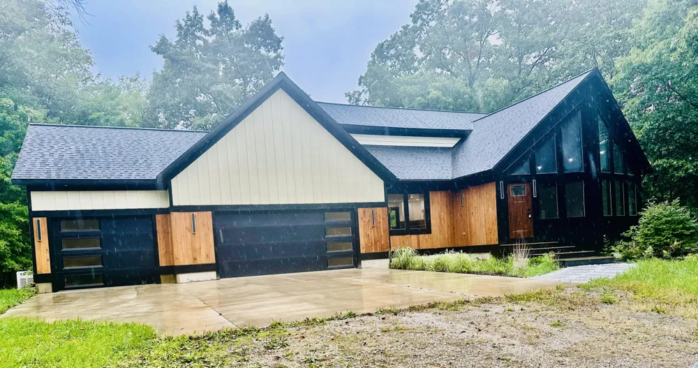 1505 Green Creek Road Laketon Township, MI 49445
