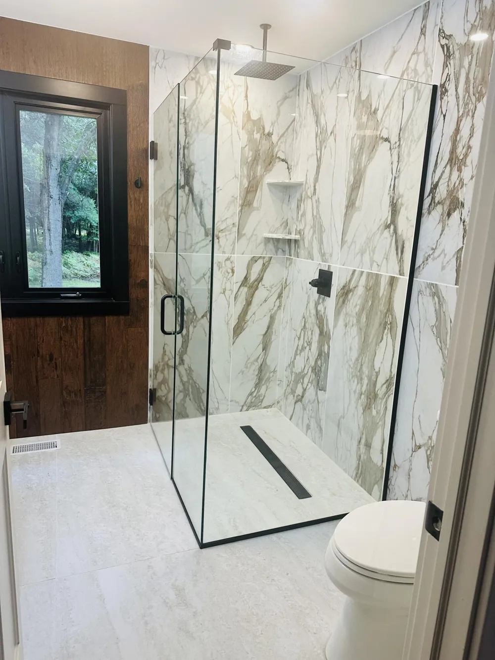 1505 Green Creek Road Laketon Township, MI 49445