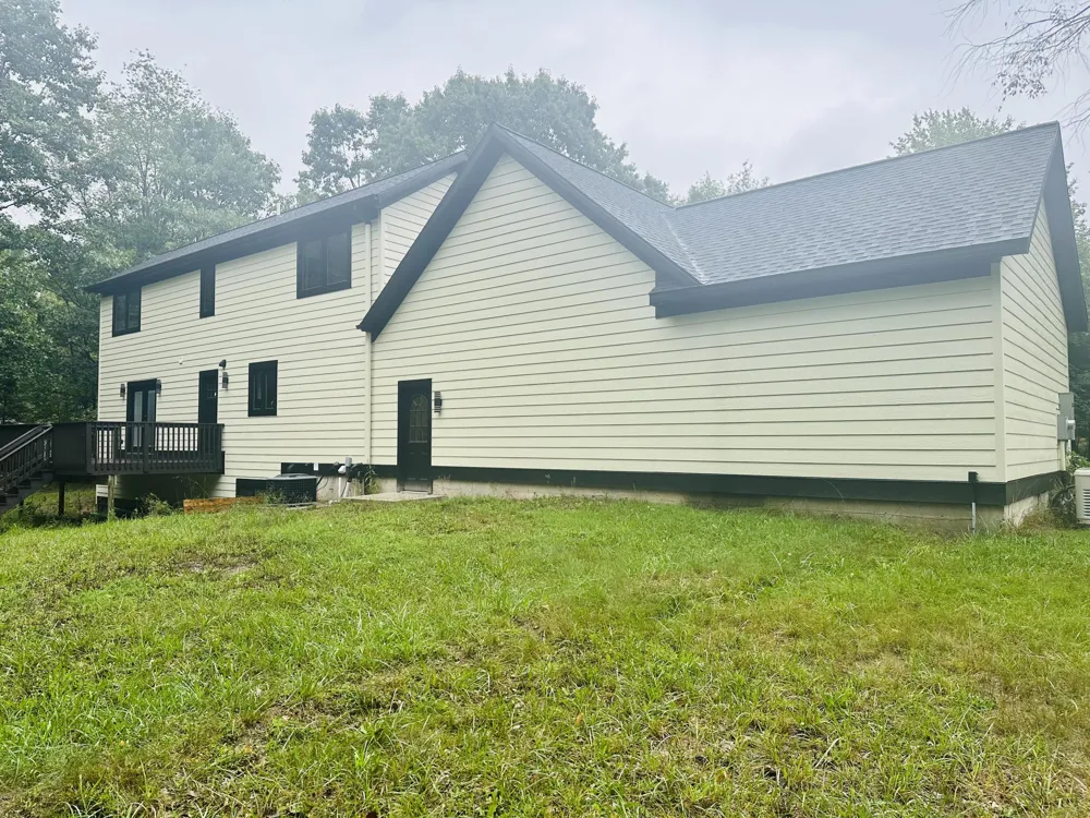 1505 Green Creek Road Laketon Township, MI 49445
