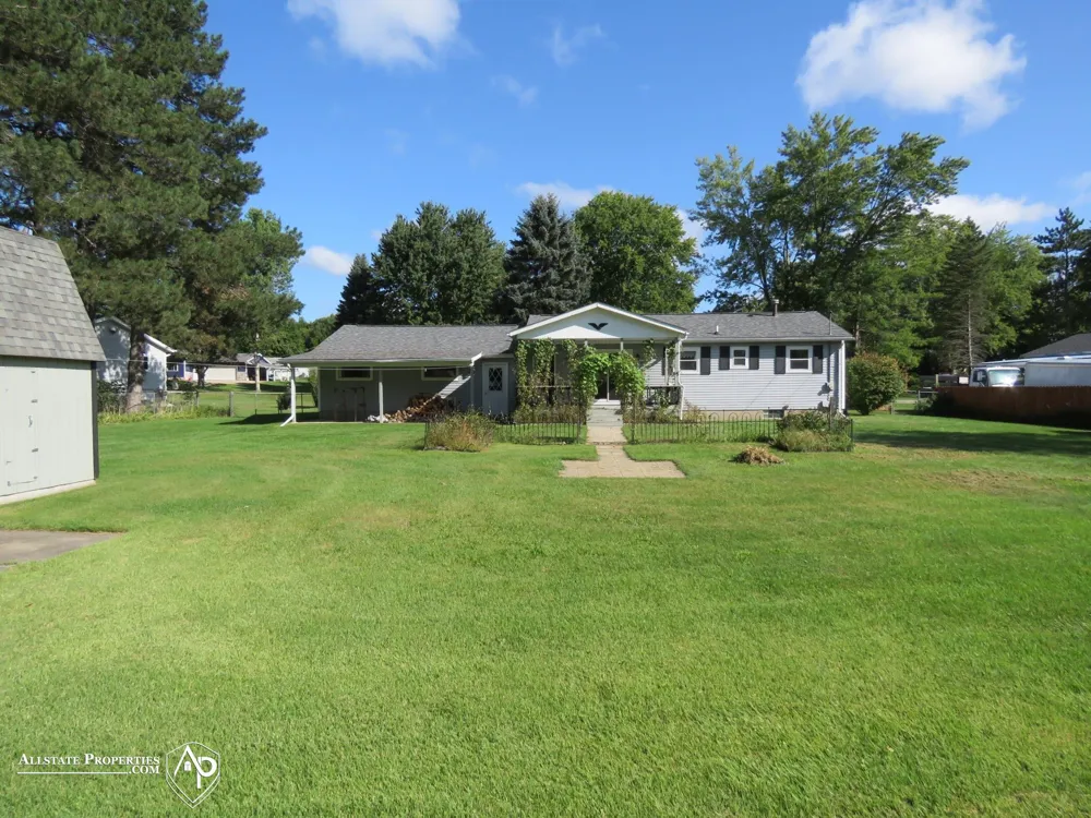 2540 David Lane Lane Mayfield Township, MI 48446
