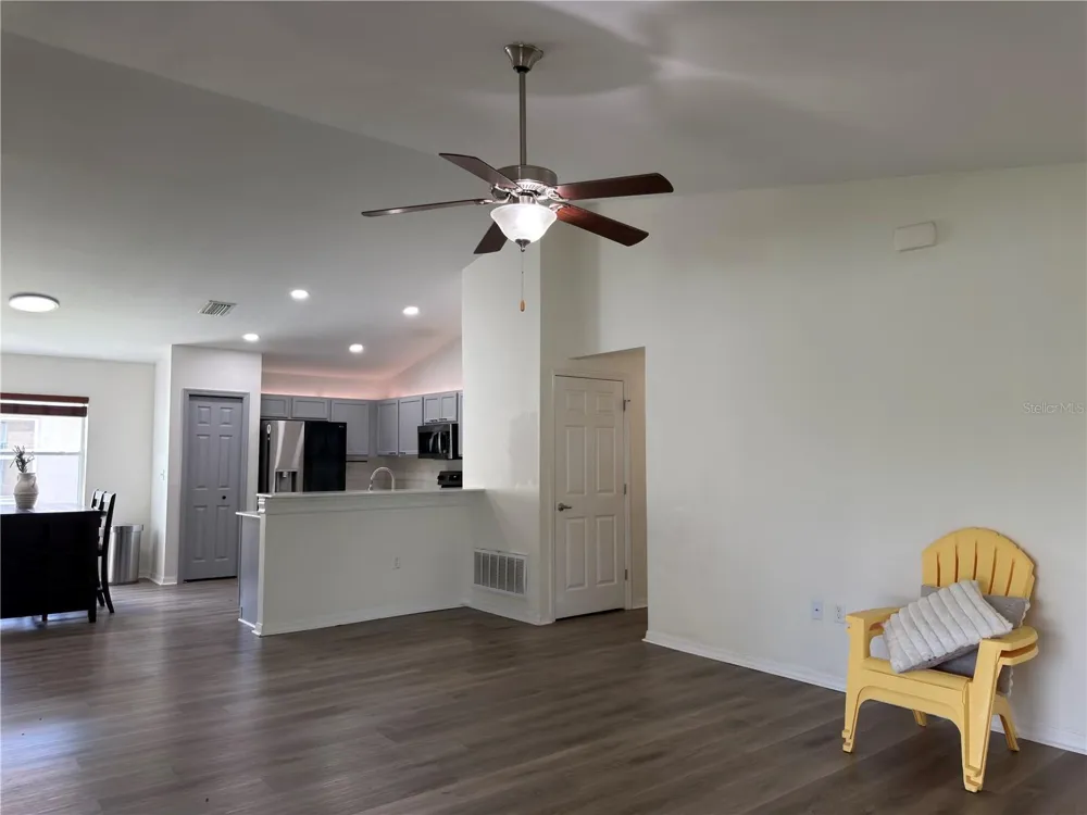 11340 SOUTHWIND LAKE DRIVE Gibsonton, FL 33534