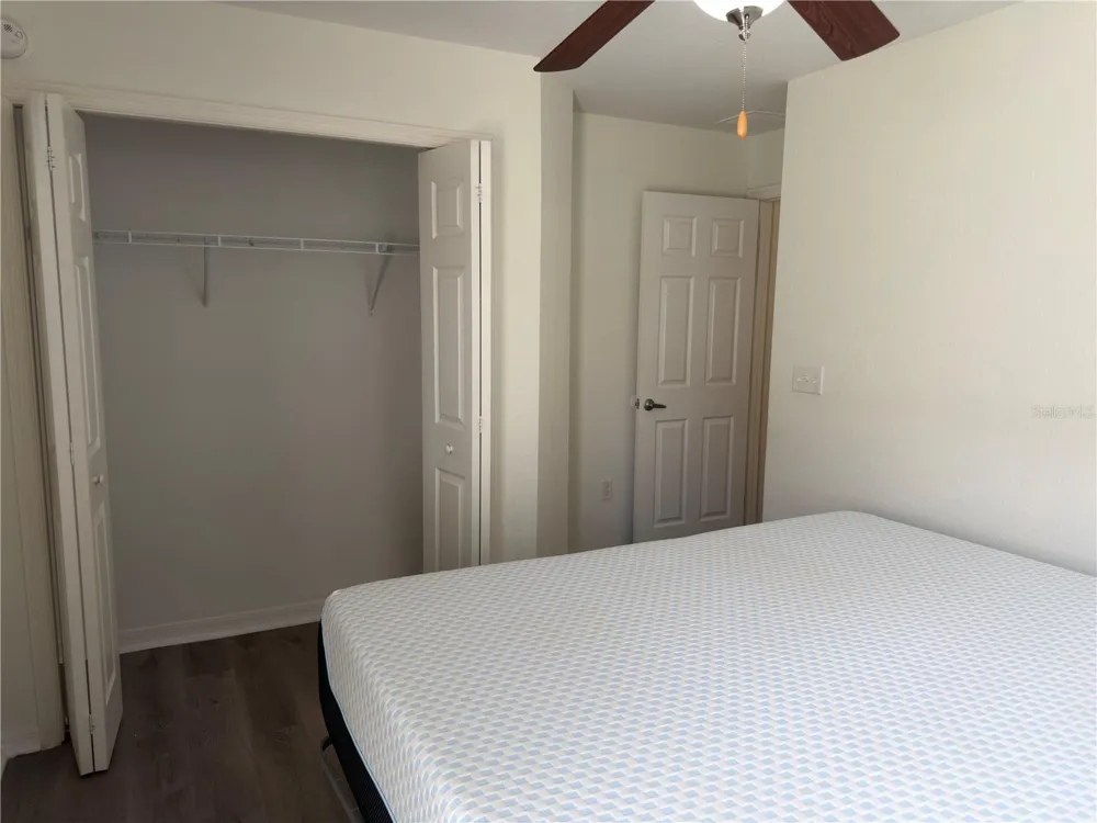 11340 SOUTHWIND LAKE DRIVE Gibsonton, FL 33534