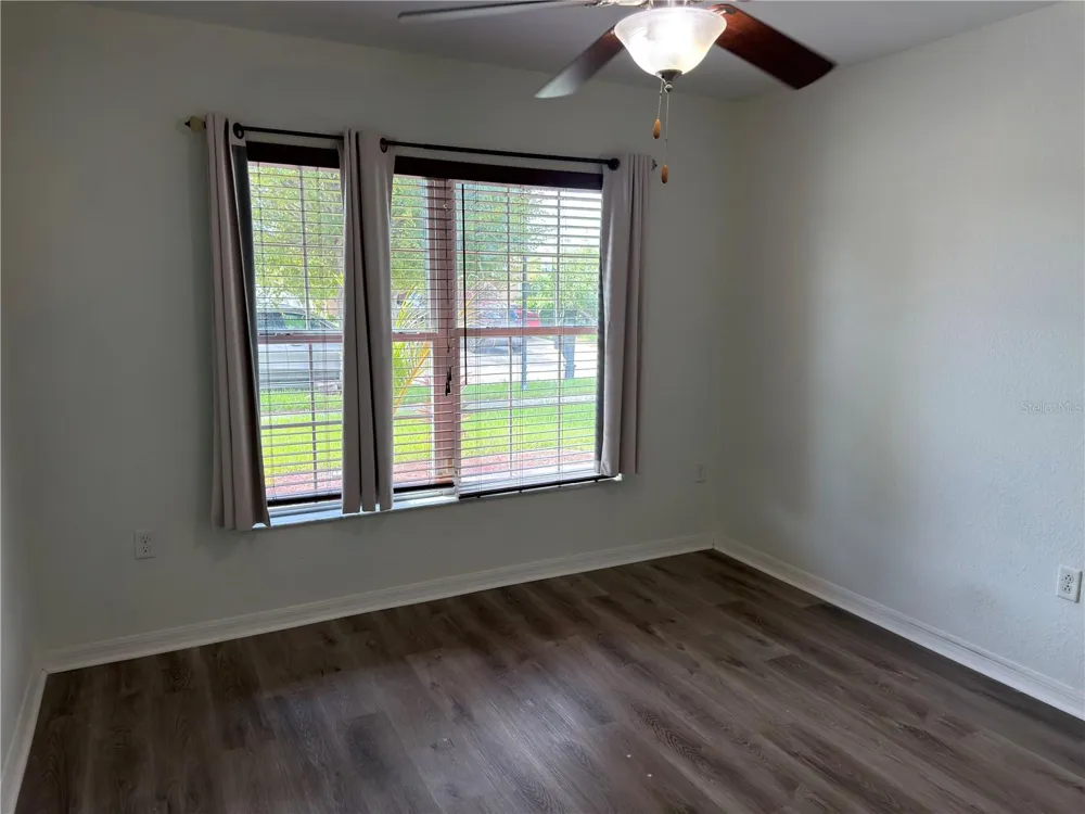 11340 SOUTHWIND LAKE DRIVE Gibsonton, FL 33534