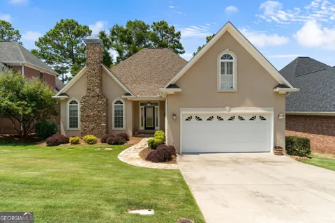 4212 Blue Heron LN