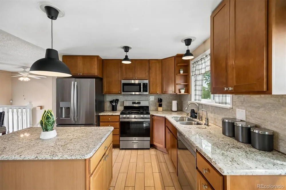 15882 E Girard Place Aurora, CO 80013