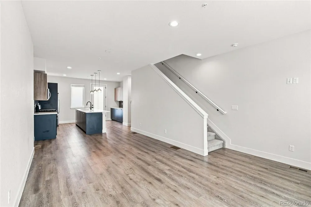 5256 W 16 AVENUE Lakewood, CO 80214