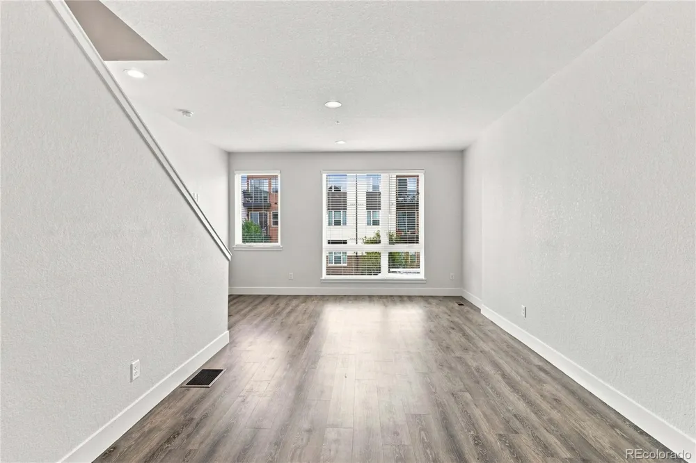 5256 W 16 AVENUE Lakewood, CO 80214