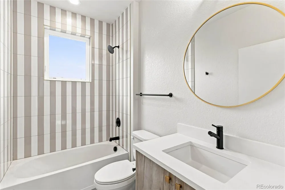 5256 W 16 AVENUE Lakewood, CO 80214