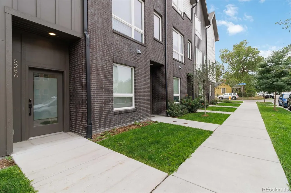 5256 W 16 AVENUE Lakewood, CO 80214