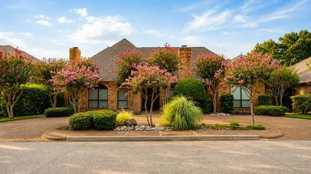 5719 Covehaven Drive Dallas, TX 75252
