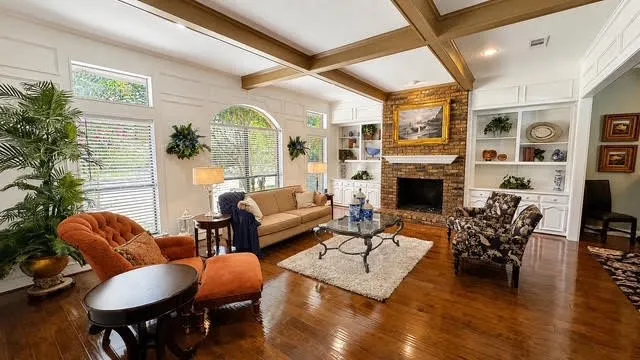 5719 Covehaven Drive Dallas, TX 75252