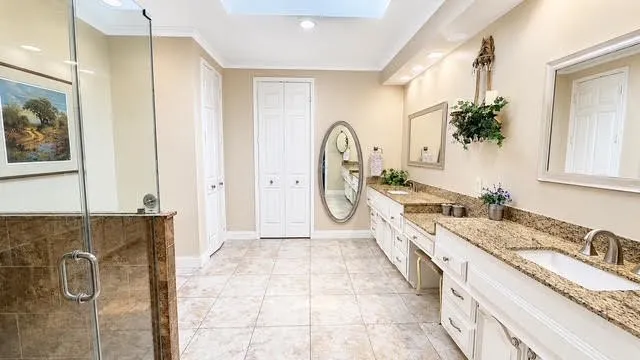 5719 Covehaven Drive Dallas, TX 75252