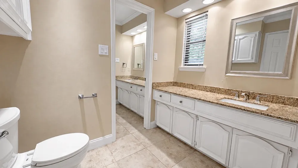 5719 Covehaven Drive Dallas, TX 75252