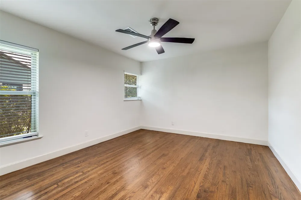 519 Northlake Drive Dallas, TX 75218