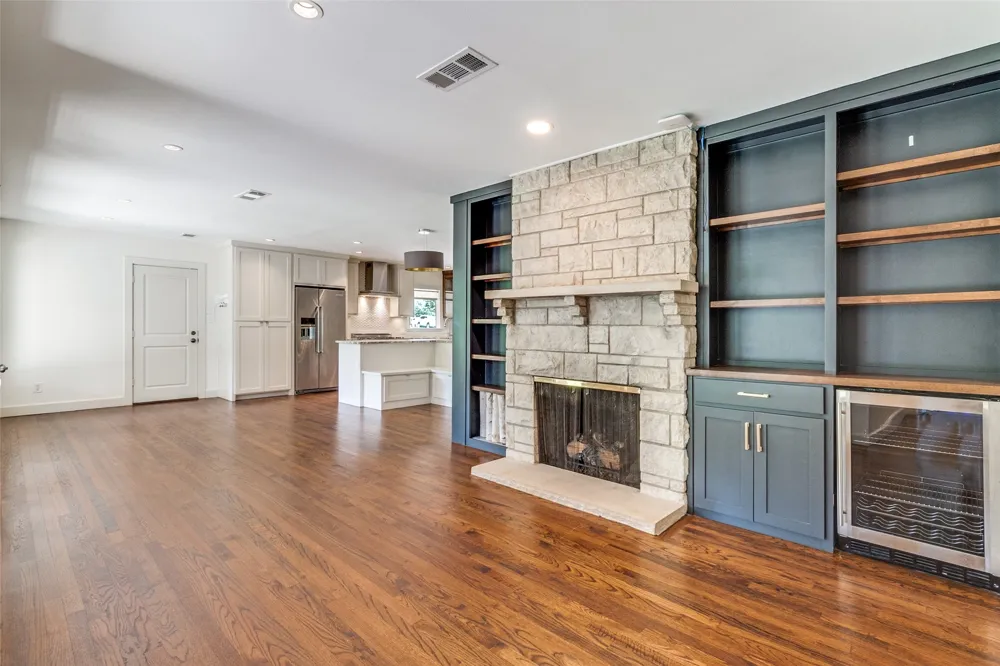 519 Northlake Drive Dallas, TX 75218