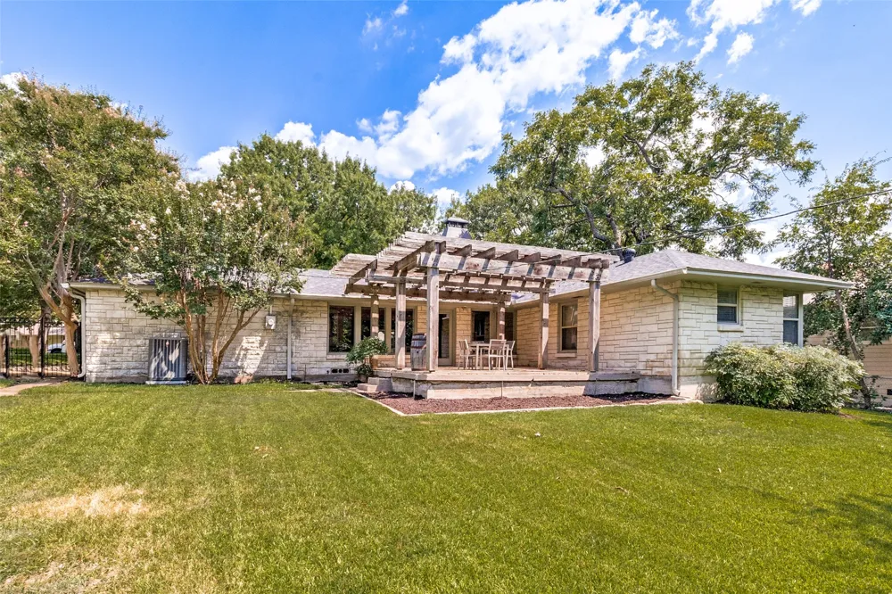 519 Northlake Drive Dallas, TX 75218