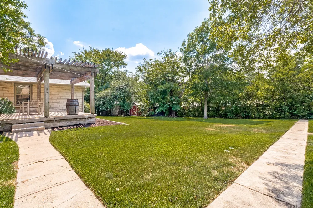 519 Northlake Drive Dallas, TX 75218