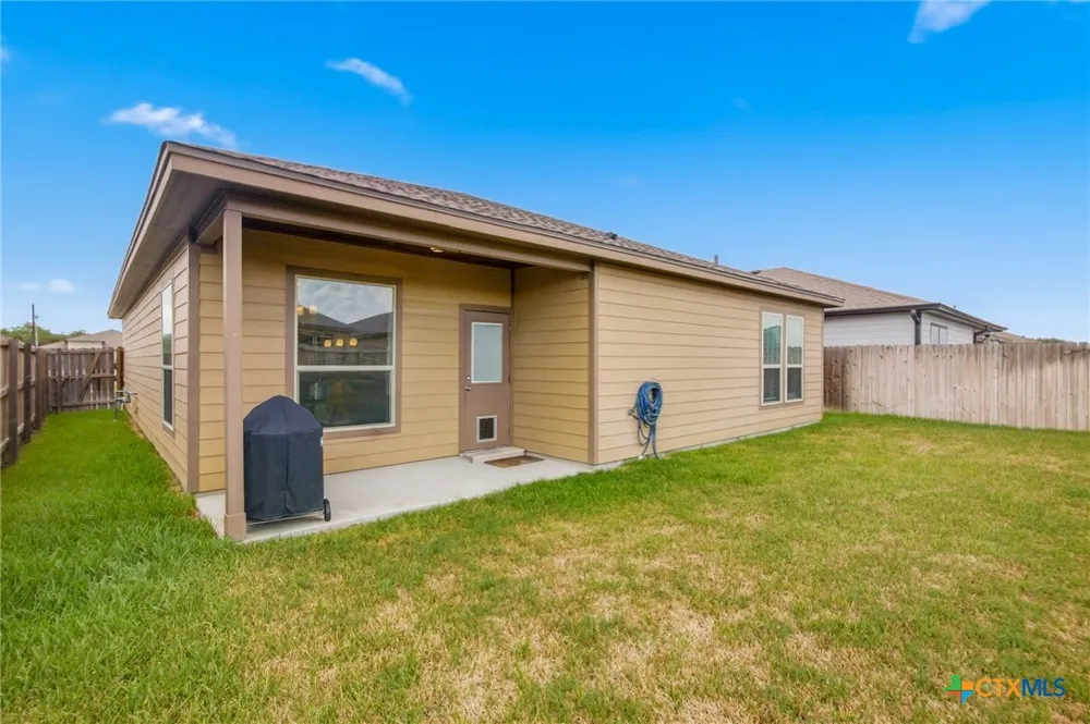 110 Alysheba Drive Victoria, TX 77901