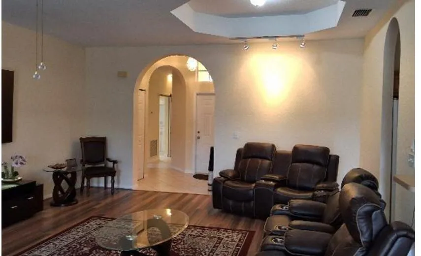 8600 PINE CAY West Palm Beach, FL 33411