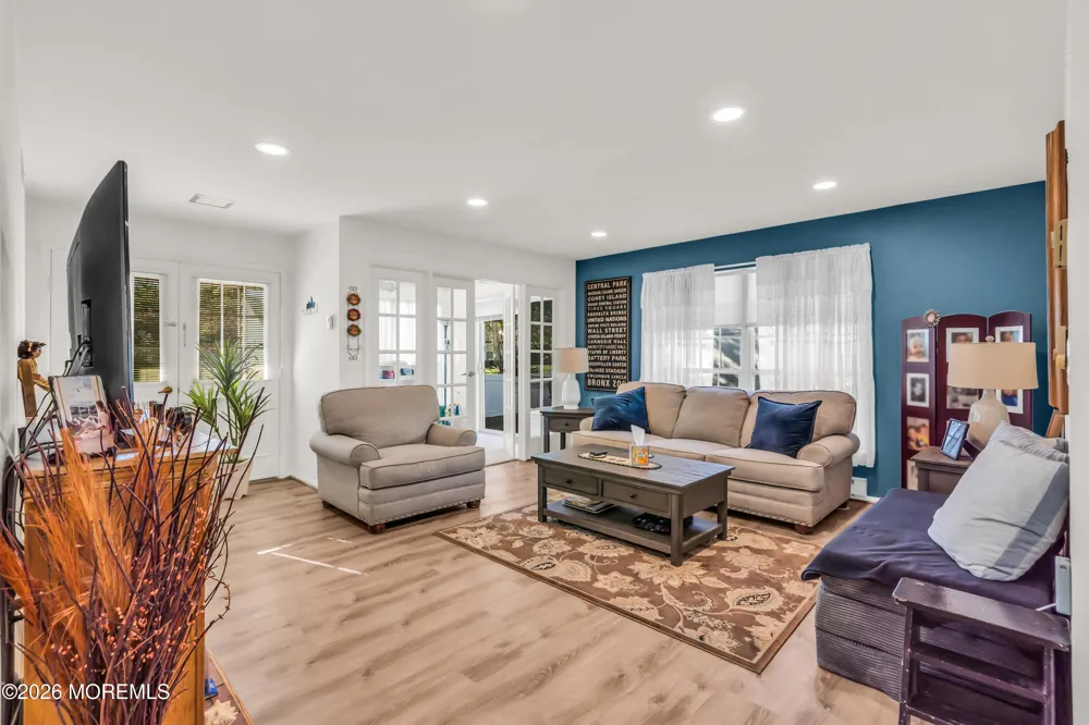 632 Finchley Court Manchester, NJ 08759