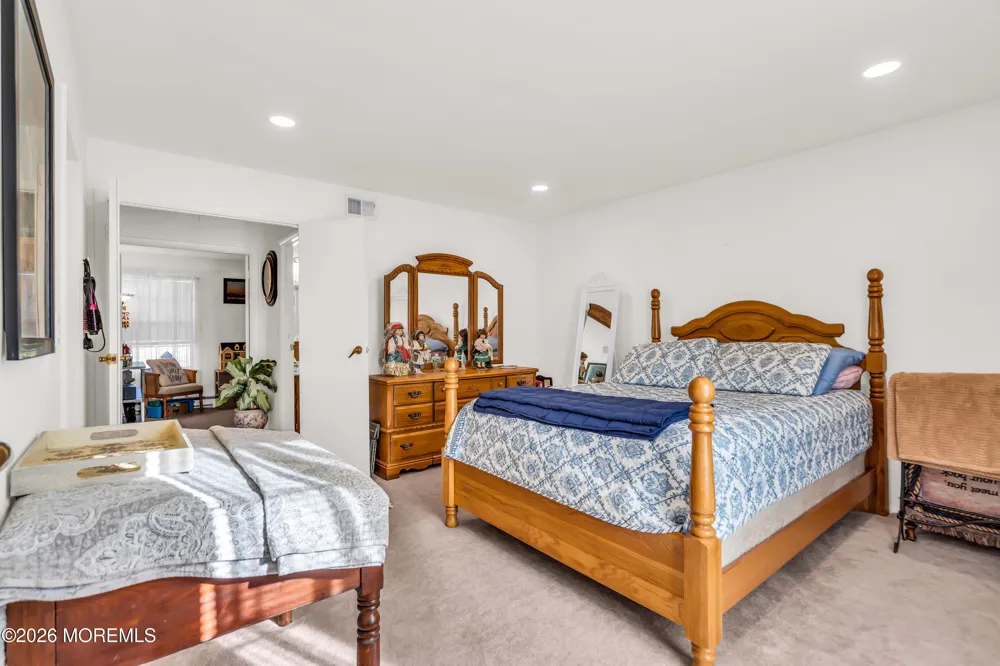 632 Finchley Court Manchester, NJ 08759