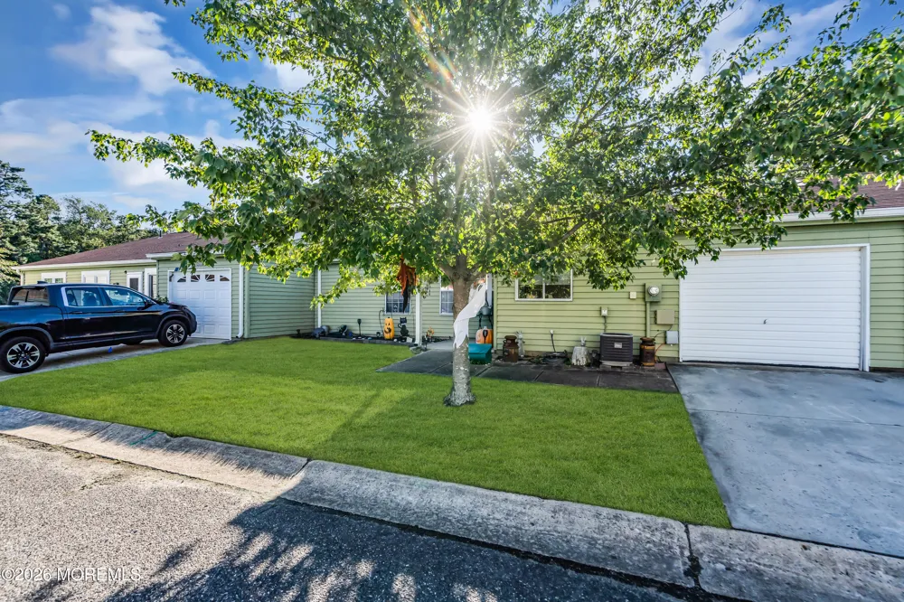 632 Finchley Court Manchester, NJ 08759