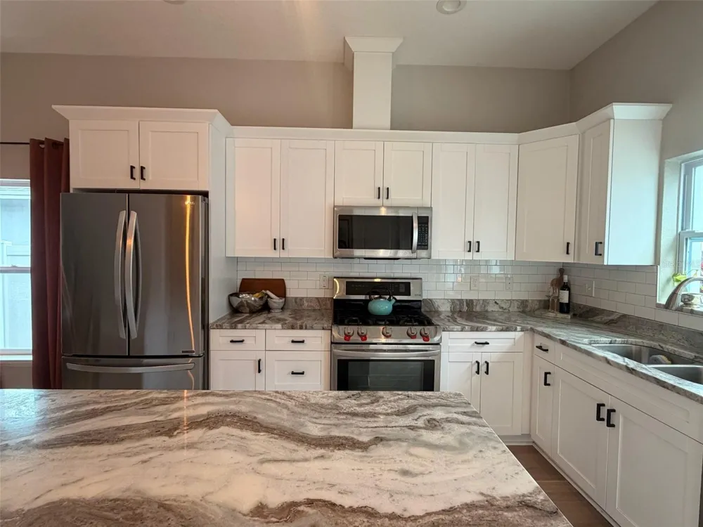 2439 4TH AVENUE S St Petersburg, FL 33712