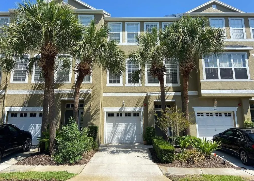 3019 POINTEVIEW DRIVE Tampa, FL 33611
