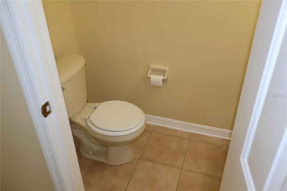 3019 POINTEVIEW DRIVE Tampa, FL 33611